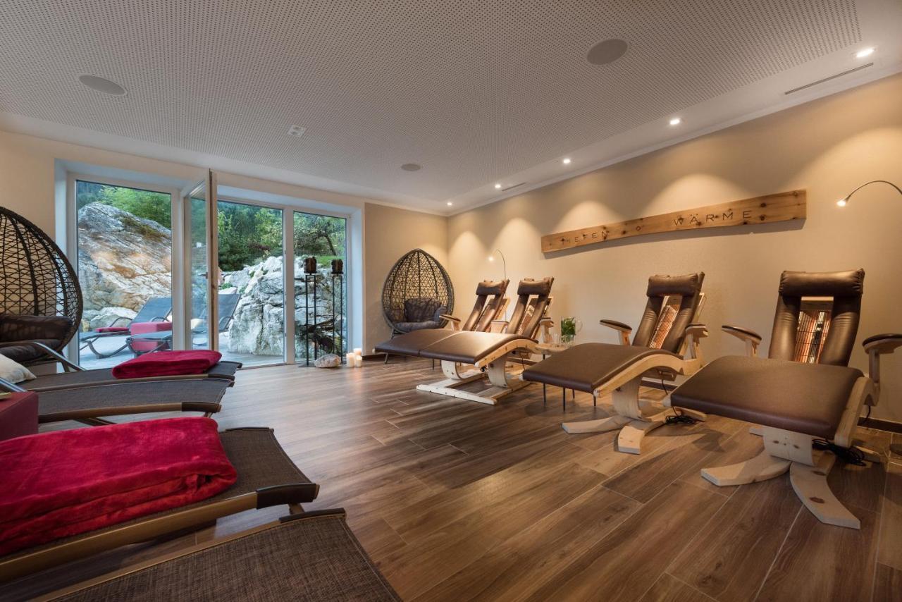 Bayern Resort Hotel - Adults Only - Mit Zugspitzblick - Eibsee-Naehe - Wellnessbereich - Naturpool Im Sommer Grainau Esterno foto