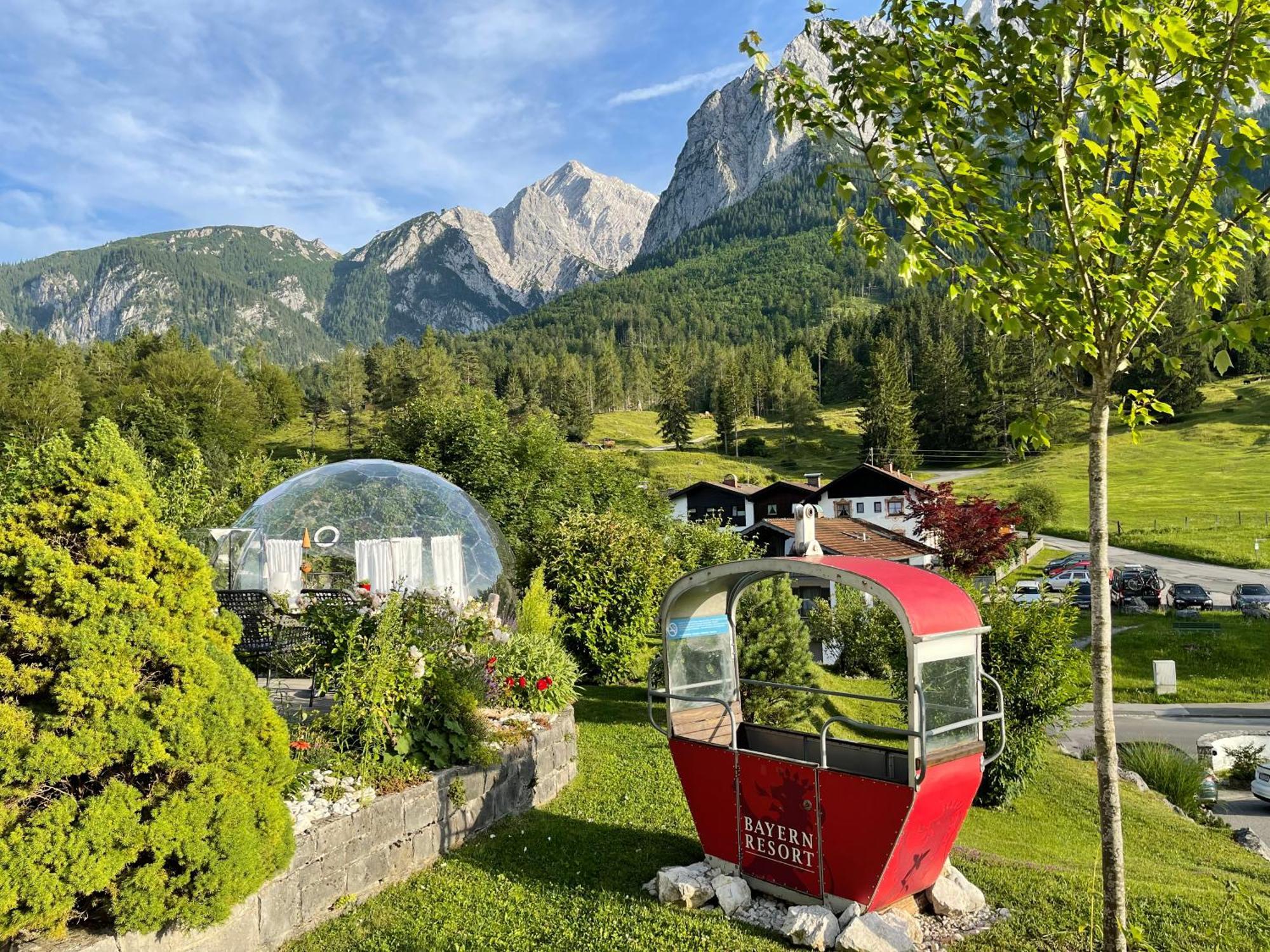 Bayern Resort Hotel - Adults Only - Mit Zugspitzblick - Eibsee-Naehe - Wellnessbereich - Naturpool Im Sommer Grainau Esterno foto