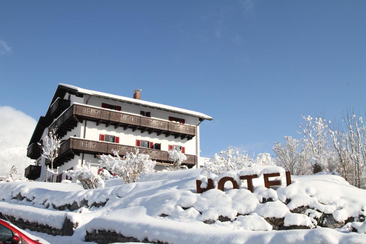 Bayern Resort Hotel - Adults Only - Mit Zugspitzblick - Eibsee-Naehe - Wellnessbereich - Naturpool Im Sommer Grainau Esterno foto