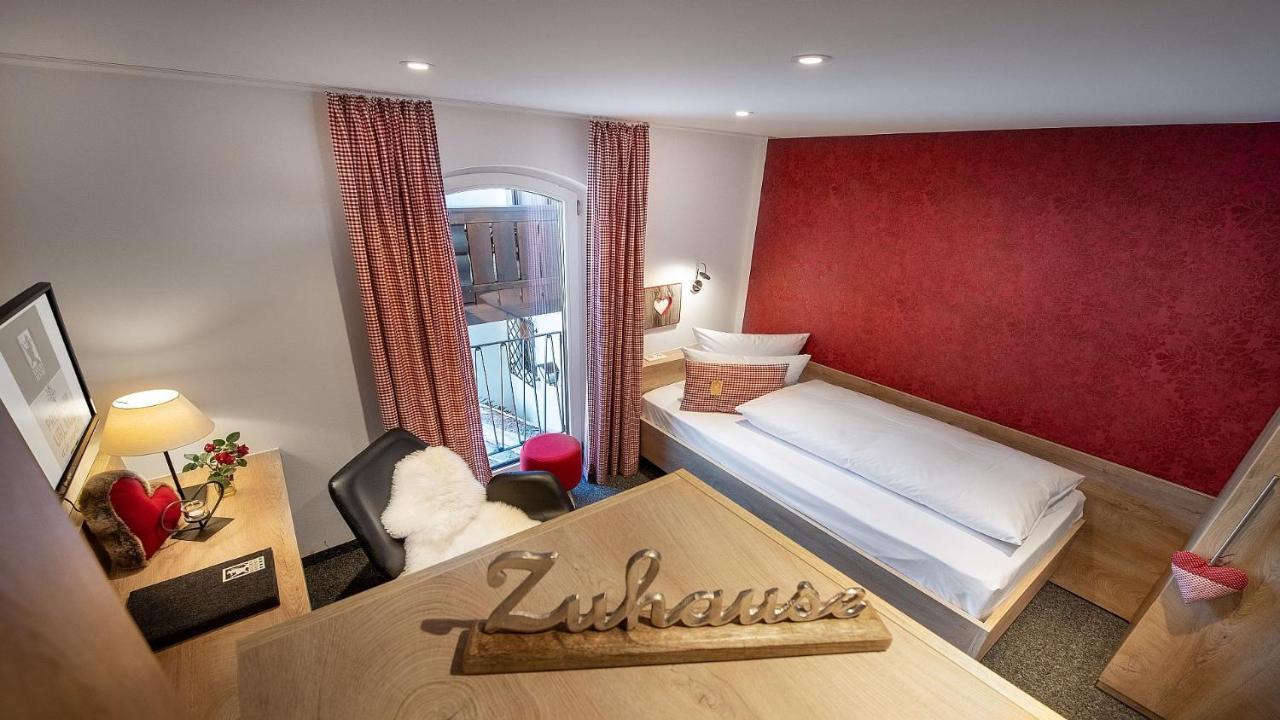 Bayern Resort Hotel - Adults Only - Mit Zugspitzblick - Eibsee-Naehe - Wellnessbereich - Naturpool Im Sommer Grainau Esterno foto